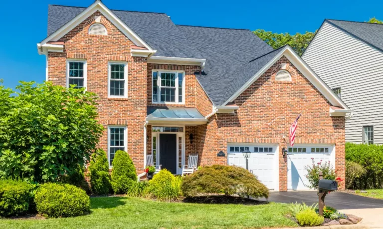 Brick contemporary colonial home sold by Leesburg's top real estate agents